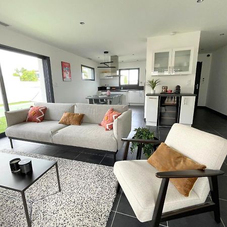 Villa Contemporaine Avec Piscine Chauffee Proche Des Plages Sauvian Εξωτερικό φωτογραφία